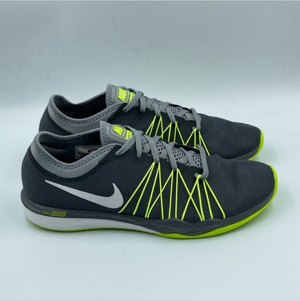 Nike Women's Dual Fusion TR Hit Running Shoes - Size 9
